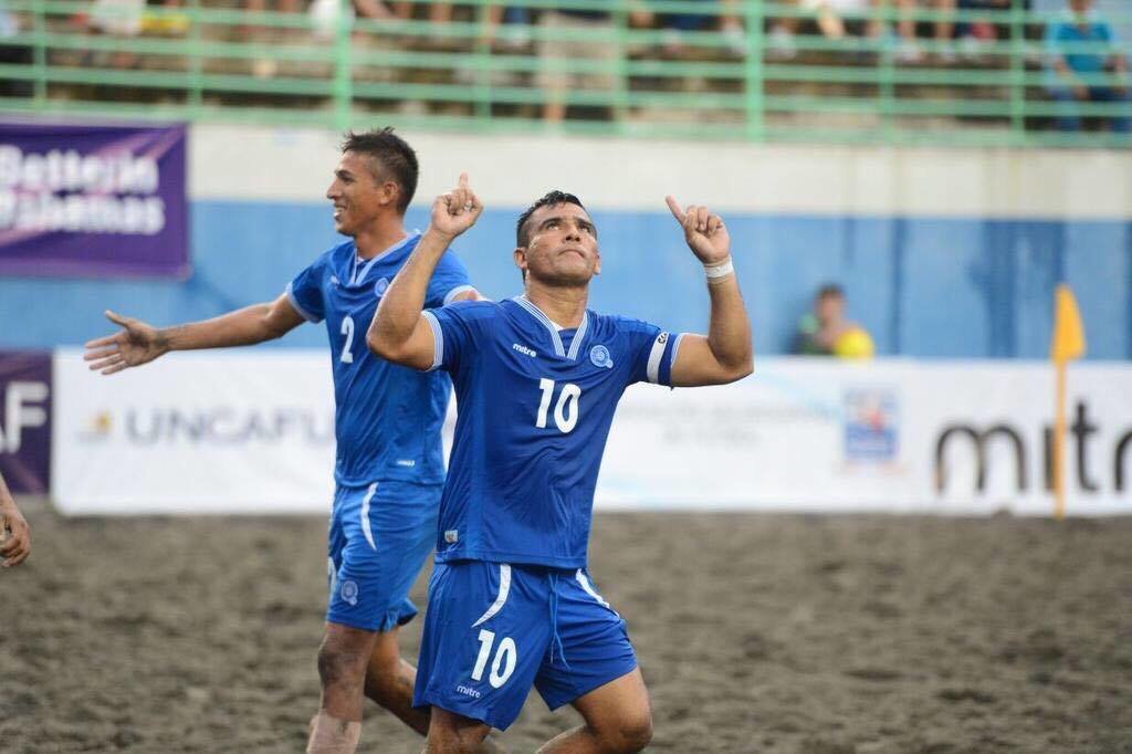 El Salvador se corona campeón centroamericano de fútbol playa