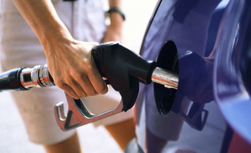Precios de los combustibles incrementan hasta $0.14 por galón