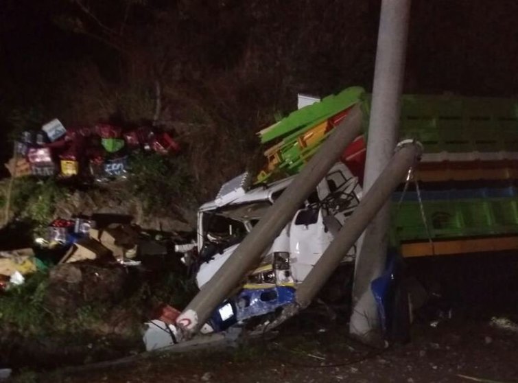 Accidente sobre carretera a Coamalapa