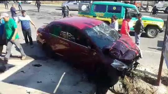 accidente de trànsito en carretera a Santa Ana