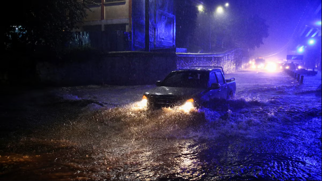 Lluvias tormentas nocturnas noche El Salvador