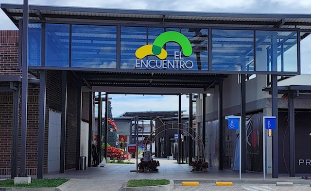 Centro Comercial El Encuentro Valle Dulce Apopa calle a Mariona