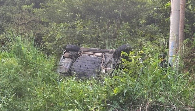 Mujer fallecida carro volcado San Pablo Tacachico 21-09-2024